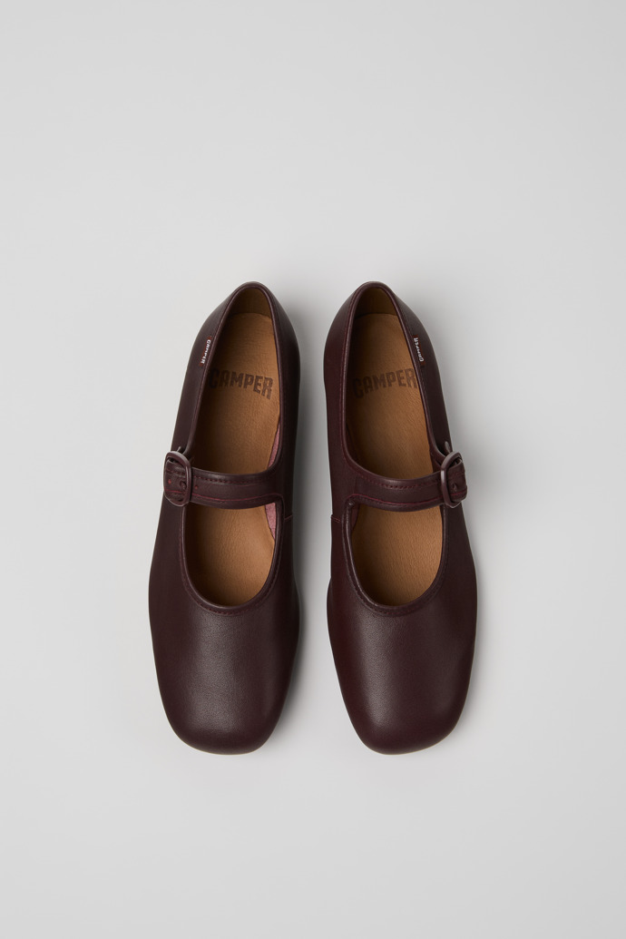 Camper Casi Myra - Weinroter Lederschuh für Damen.