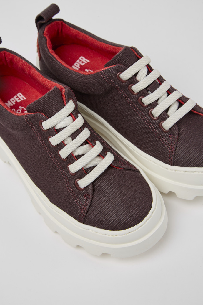 Camper Brutus - Weinroter Kinderschuh aus Biobaumwolle