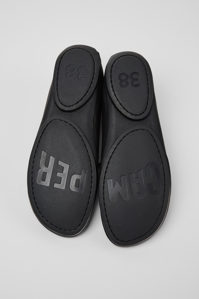 Camper Right Nina - Schwarzer Lederballerina für Damen.