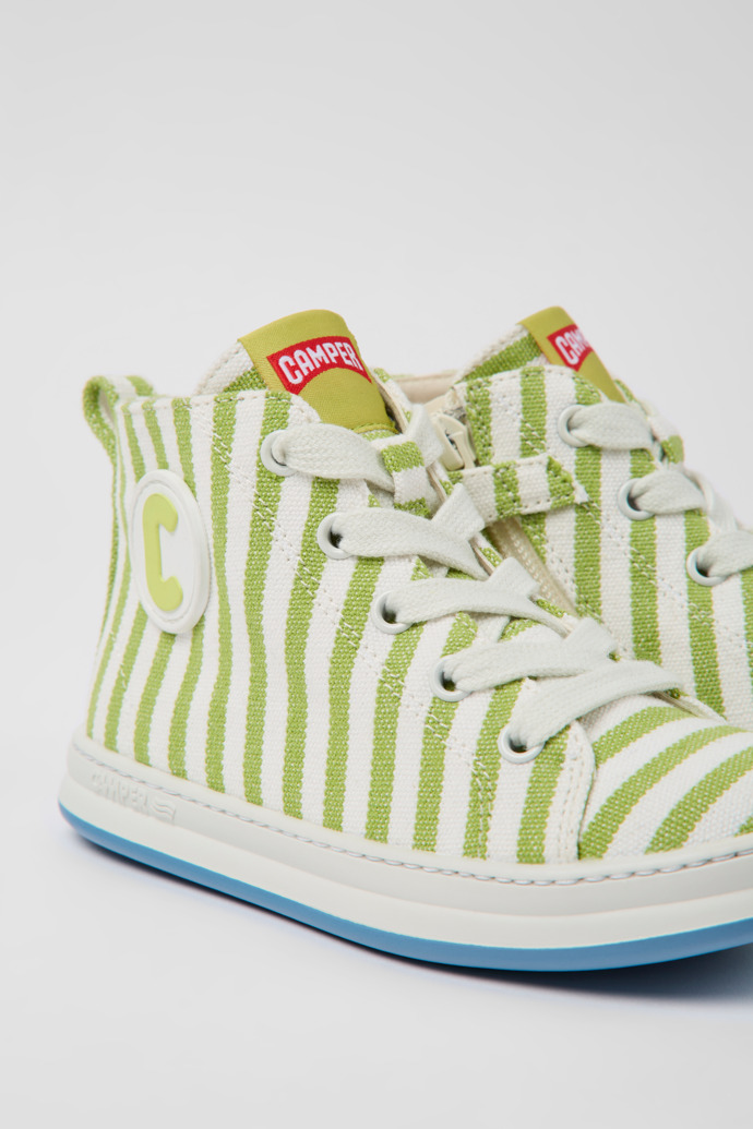 Camper Runner - Weiß-grüner Kindersneaker aus Textil