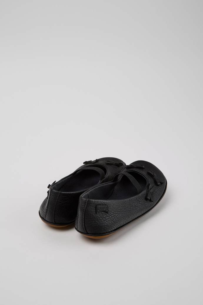 Camper Twins - Schwarzer Kinderballerina aus Leder.