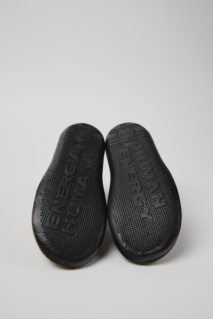Camper Beetle - Grüne Herrenstiefelette aus Textil und Nubukleder.