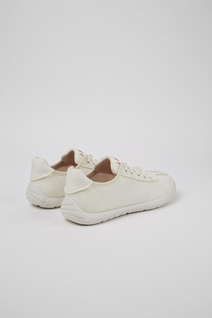 Camper Peu Path - Weißer Damensneaker aus Recycling-PET.