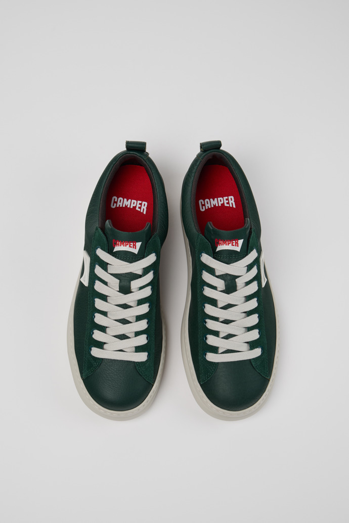 Camper Runner - Grüner Herrensneaker aus Leder und Nubukleder.