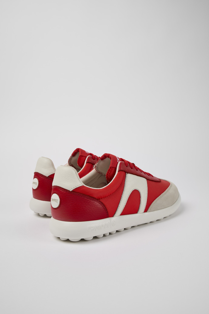 Camper Pelotas Xlite - Roter Damensneaker aus Textil/Leder