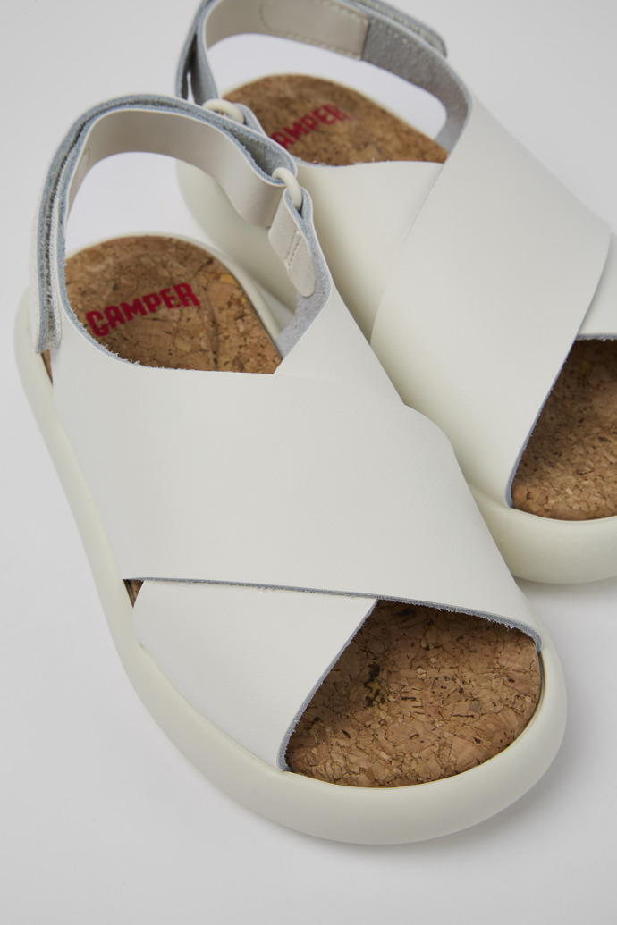 Camper Pelotas Flota - Weiße Ledersandalen mit Kreuzriemen