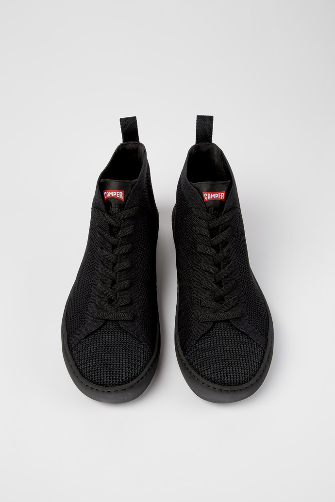 Camper Peu Touring - Schwarzer Herrenstricksneaker aus einem Stück