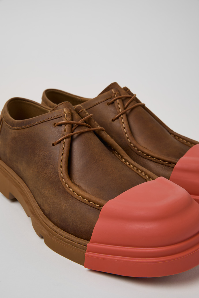 Camper Junction - Brauner Herrenschuh aus regenerativem Leder.