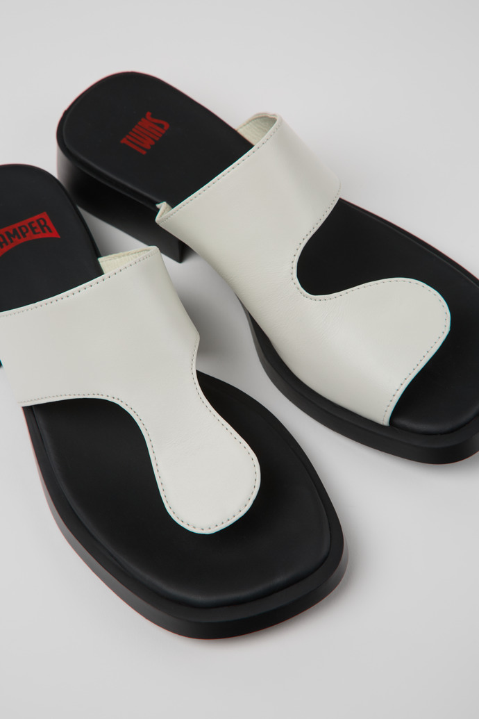 Camper Twins - Weiße Ledersandalen für Damen.