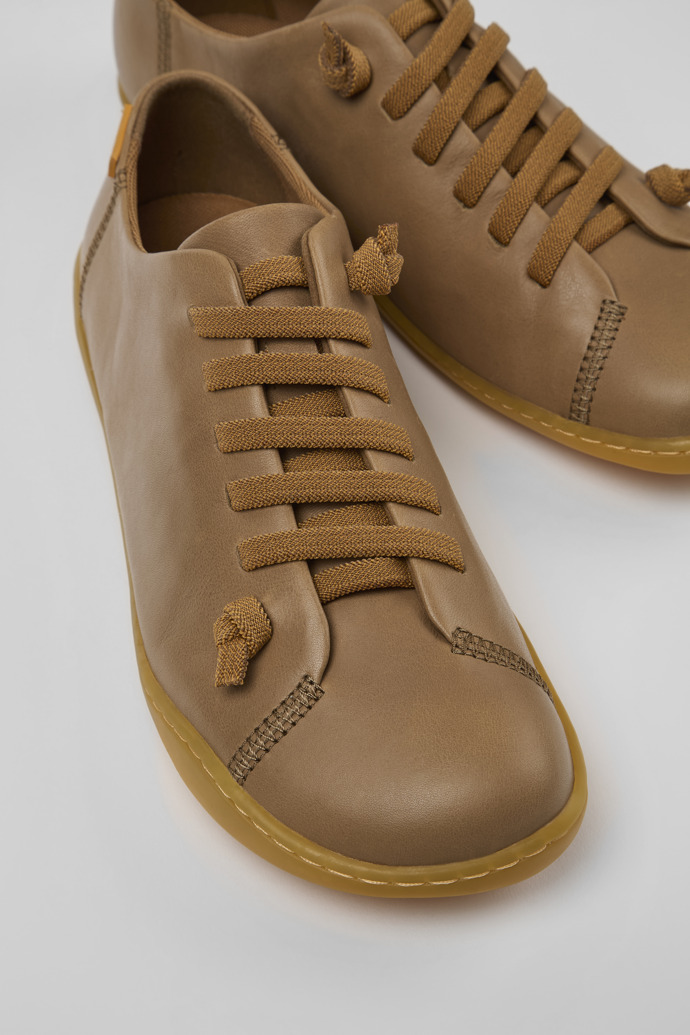 Camper Peu - Brauner Lederschuh für Damen