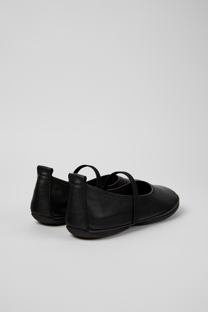 Camper Right Nina - Schwarzer Damenschuh aus Leder.