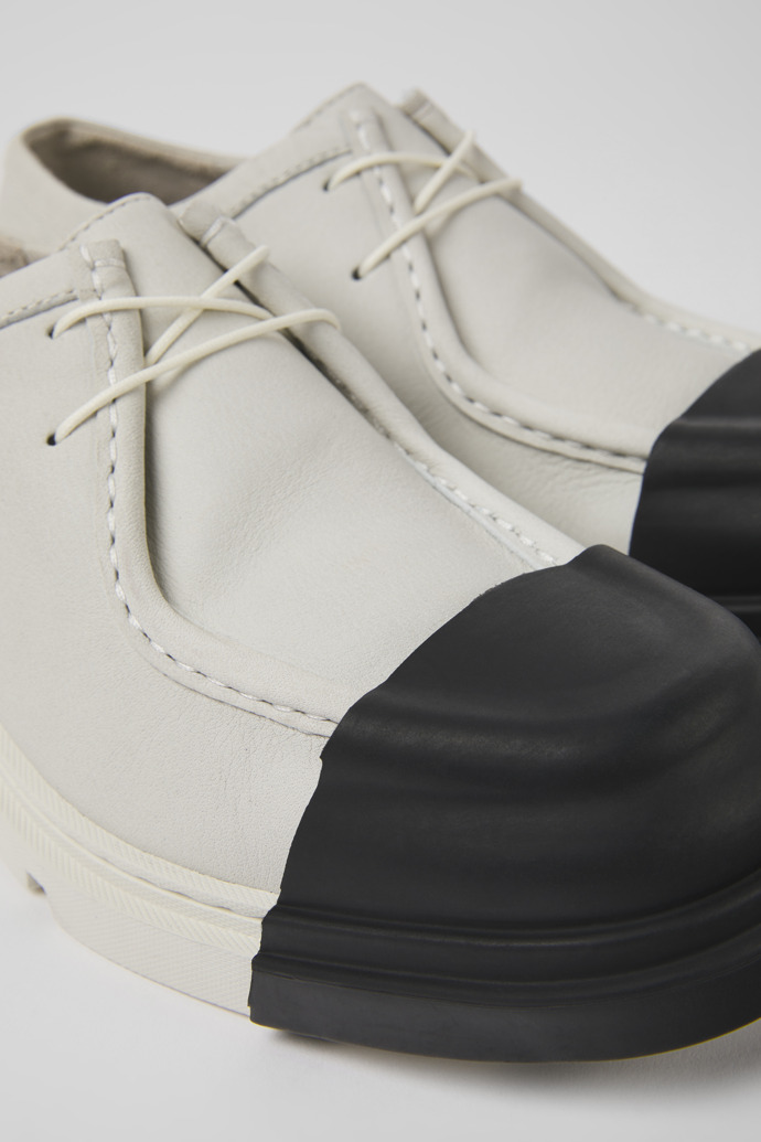 Camper Junction - Weißer Damenschuh aus ungefärbtem Leder