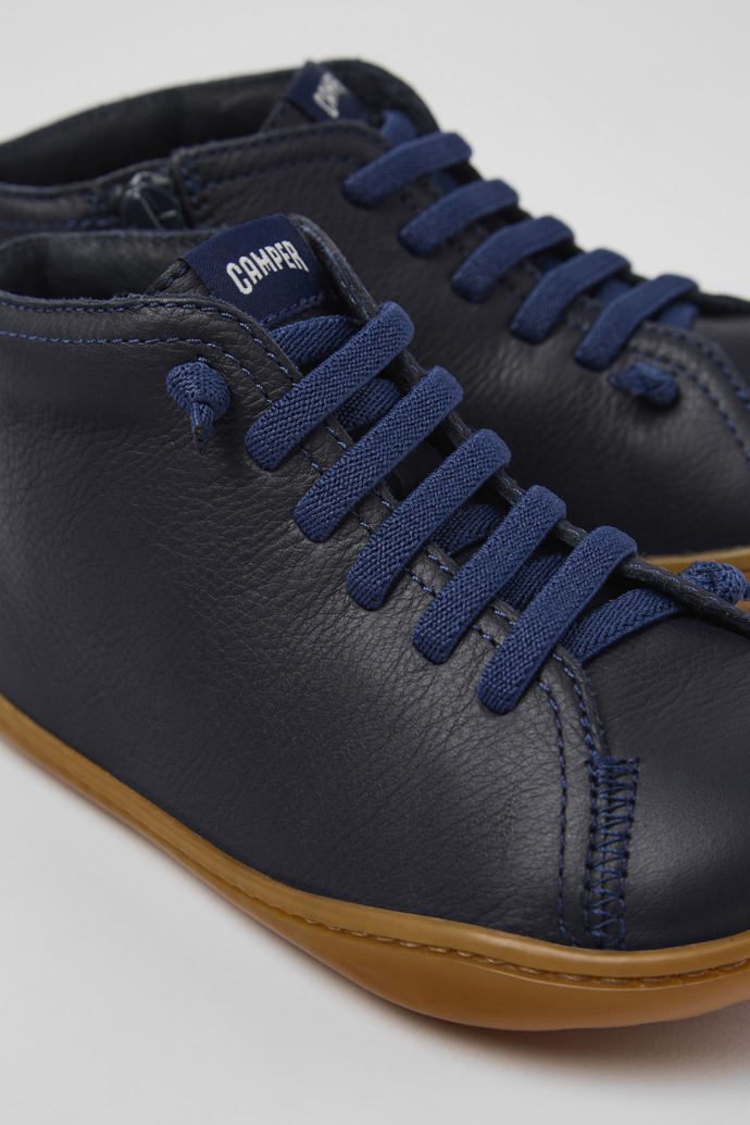 Camper Peu - Blaue Lederstiefeletten für Kinder.