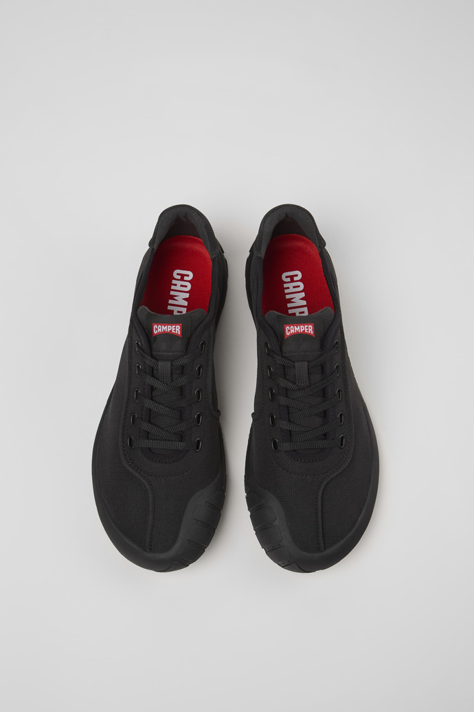 Camper Peu Path - Schwarzer Herrensneaker aus Recycling-PET.