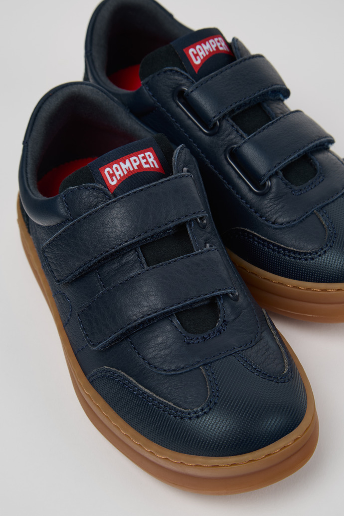 Camper Runner - Mehrfarbige Kindersneaker aus Leder und Nubukleder.