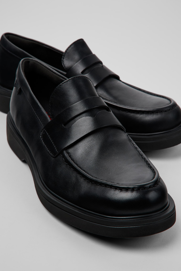 Camper Norman - Schwarzer Herrenschuh aus Leder.