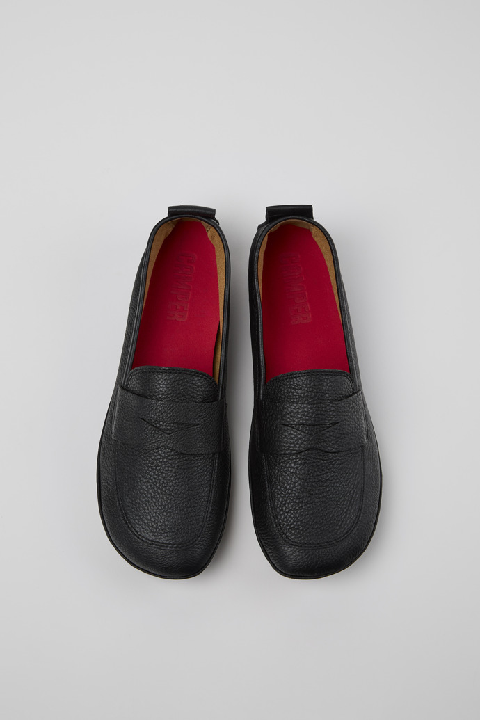 Camper Right - Schwarzer Damenschuh aus Leder.