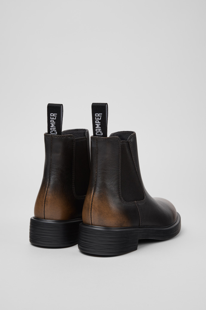 Camper Dean - Schwarze und braune Lederstiefeletten für Damen.