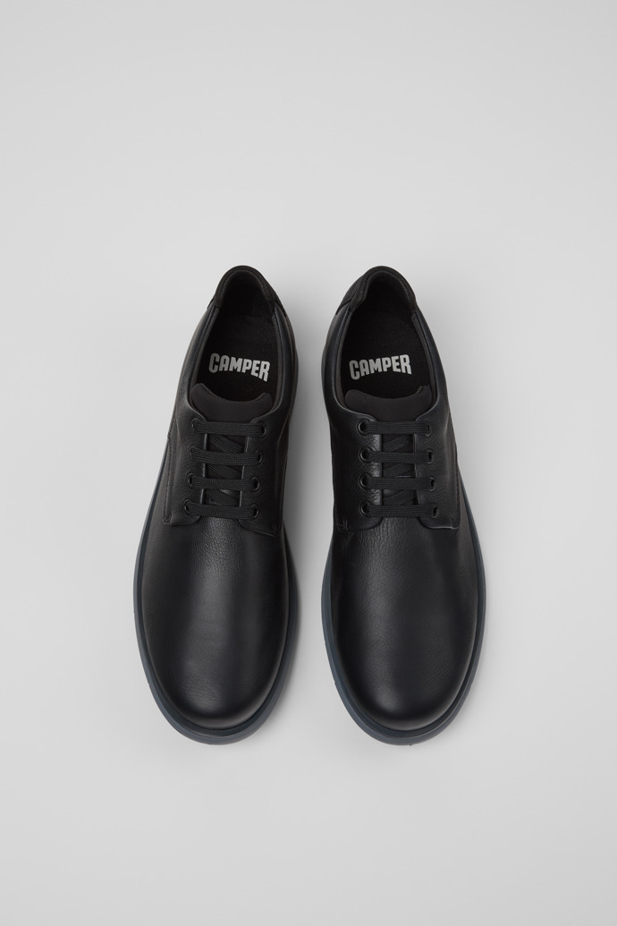 Camper Smith - Schwarzer Herrenschuh aus Leder und Textil.