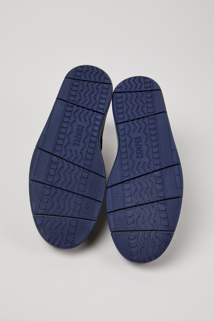 Camper Smith - Schwarzer Herrenschuh aus Leder und Textil.