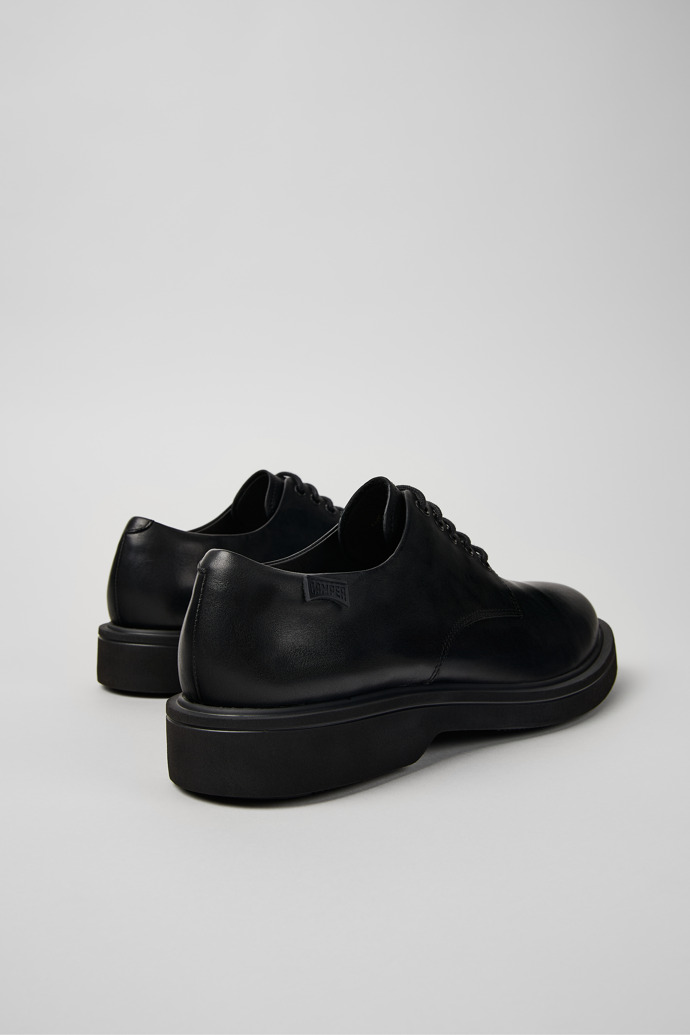 Camper Norman - Schwarzer Herrenschuh aus Leder.