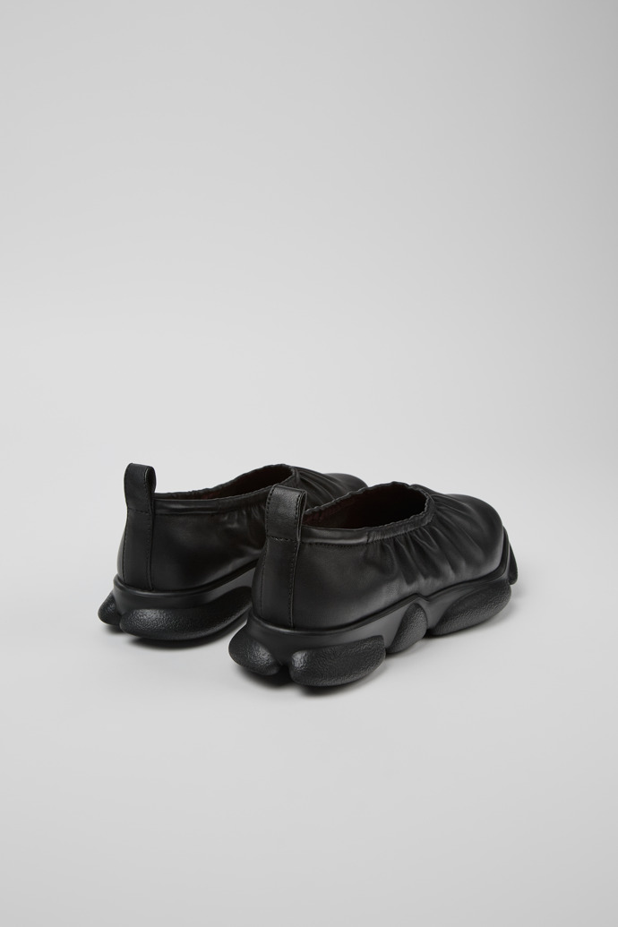 Camper Karst - Schwarzer Damenschuh aus Leder.