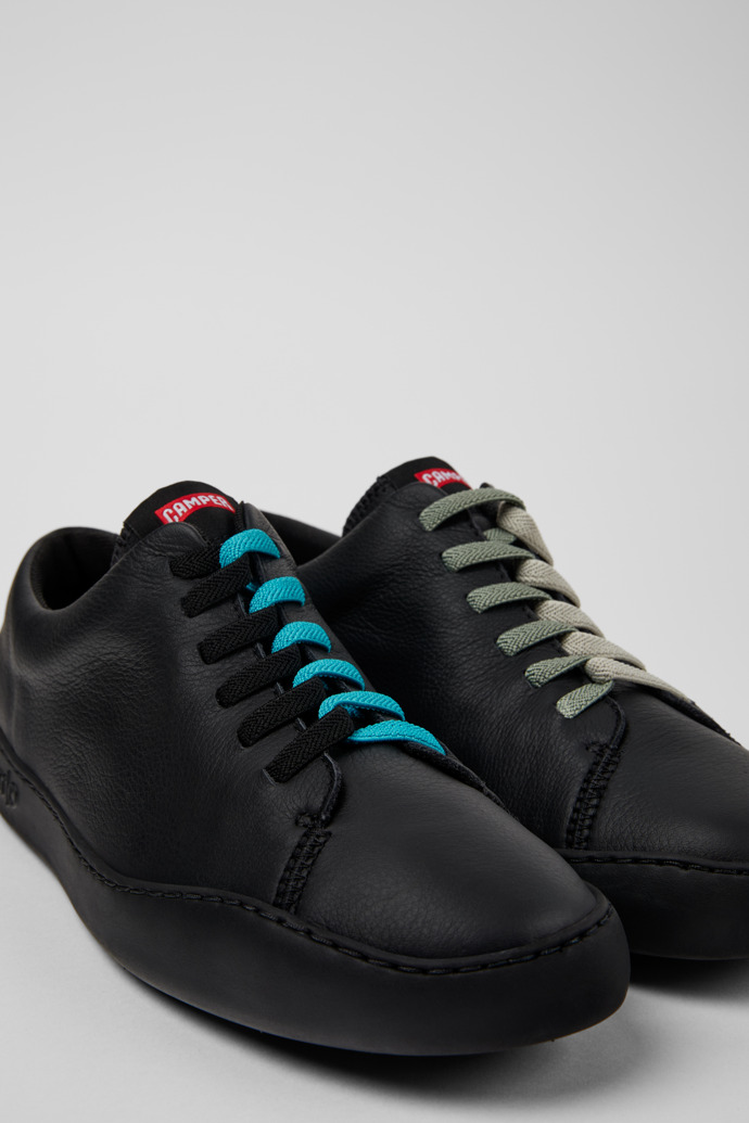 Camper Twins - Schwarzer Herrensneaker aus Leder.