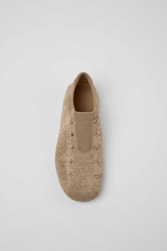 Camper ROKU Inner Socks - Beige und braune Einsätze (2 Stück) für jeweils den rechten und den linken Schuh.