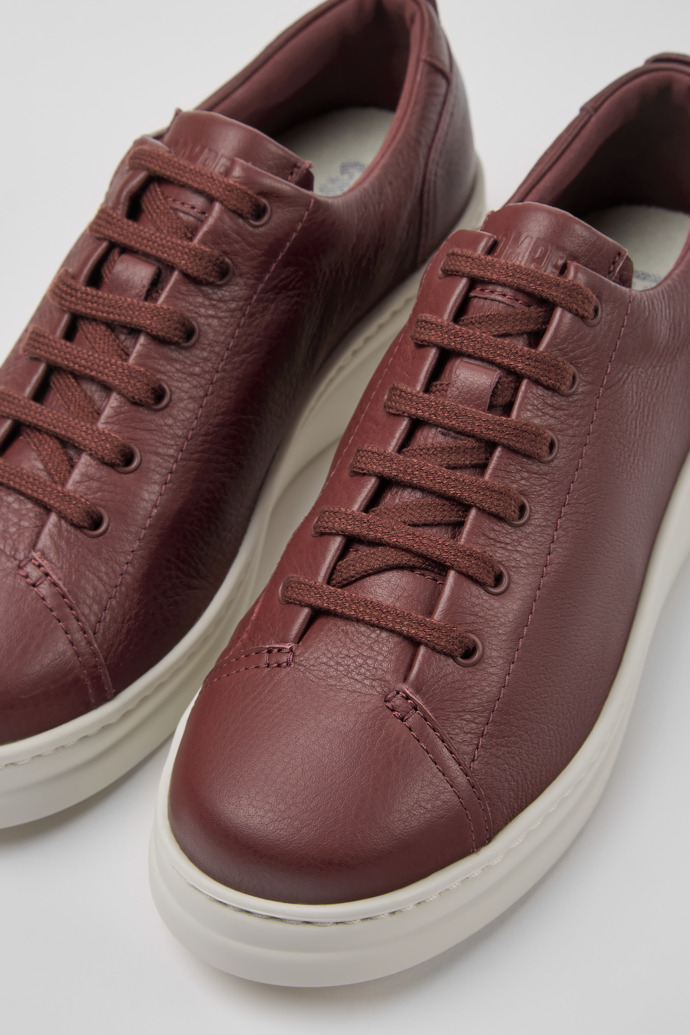 Camper Runner Up - Weinroter Ledersneaker für Damen