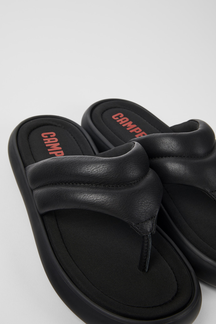 Camper Pelotas Flota - Schwarze Damenflipflops aus Leder