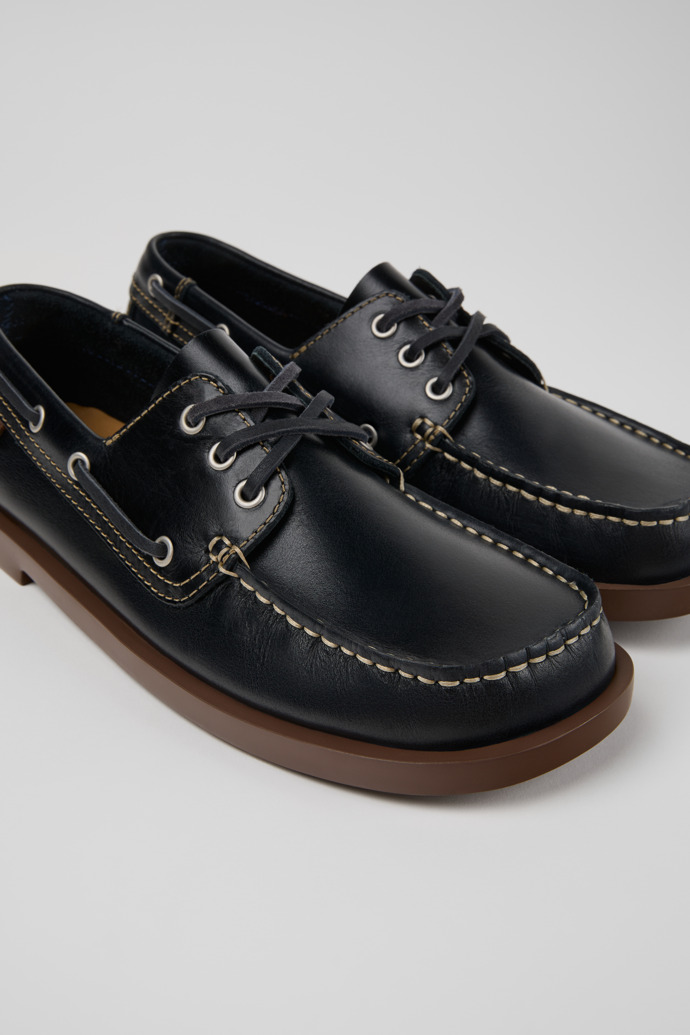 Camper Don - Blauer Herrenmokassin aus Leder.