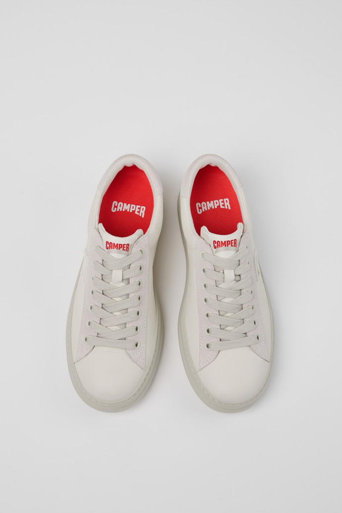 Camper Runner - Weiße Ledersneaker mit Nubukleder für Damen.