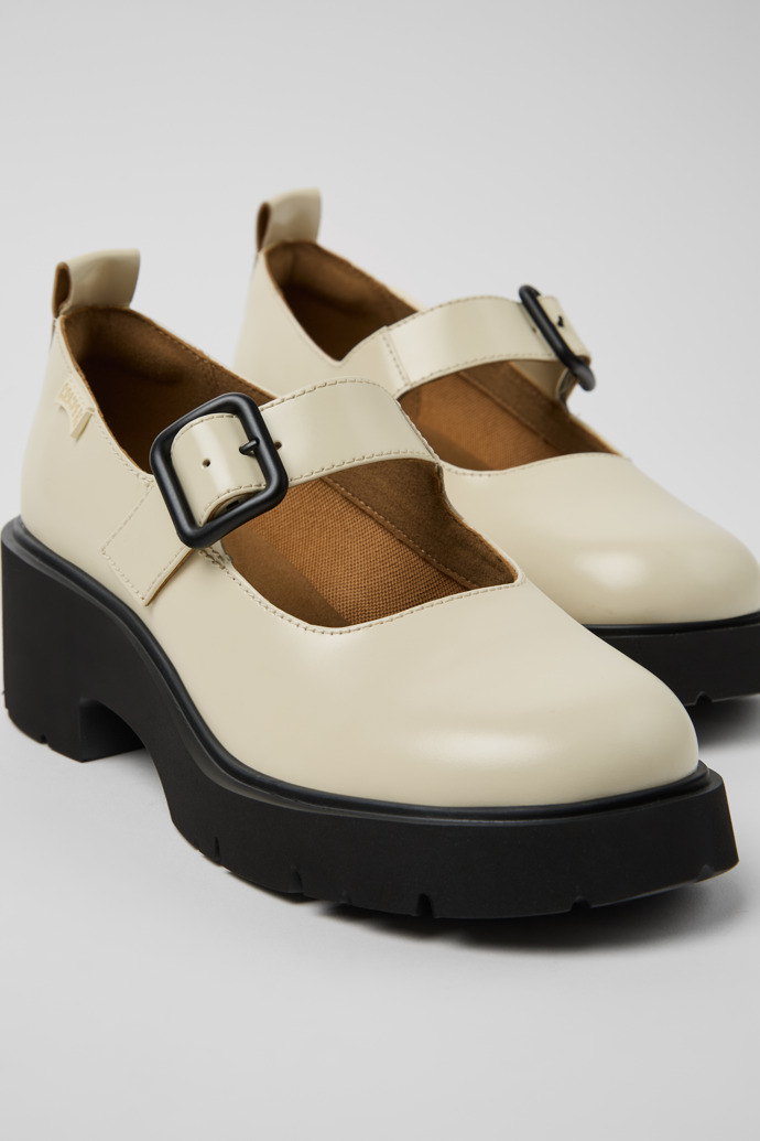 Camper Milah - Weißer Damenschuh aus Leder.
