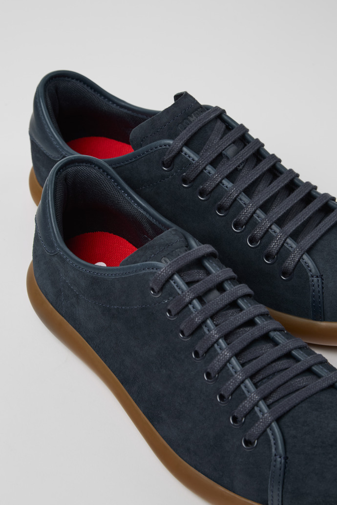 Camper Pelotas Soller - Blauer Herrensneaker aus Nubukleder und Leder.