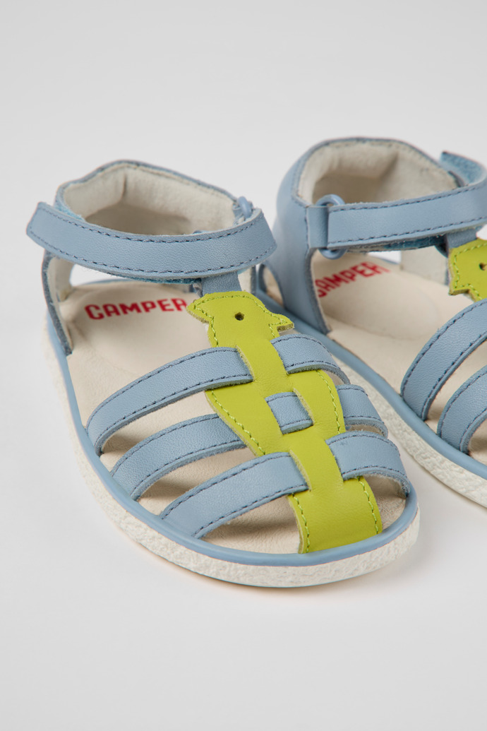 Camper Miko - Grün-blaue Kindersandale aus Leder
