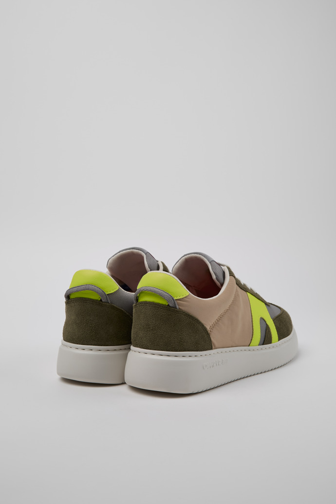 Camper Runner K21 Sorona® - Mehrfarbiger Herrensneaker aus recyceltem PET und Nubukleder.
