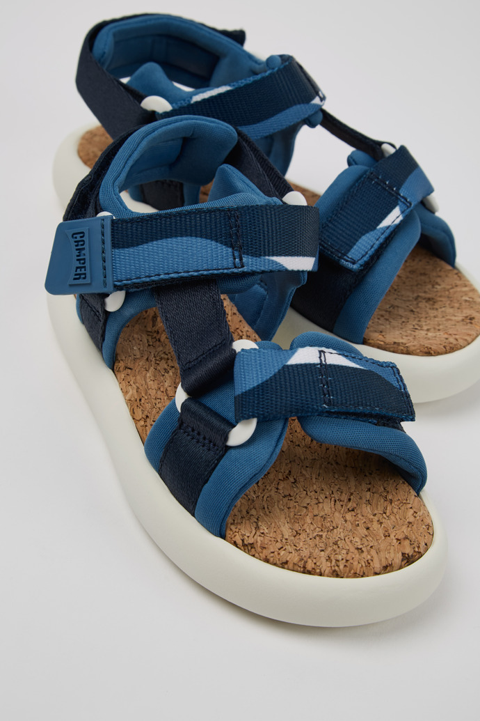 Camper Pelotas Flota - Mehrfarbige Kindersandalen aus recyceltem PET.