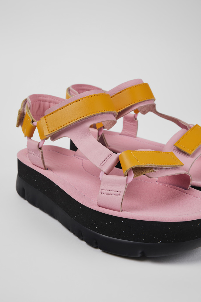 Camper Oruga Up - Mehrfarbige Ledersandalen für Damen