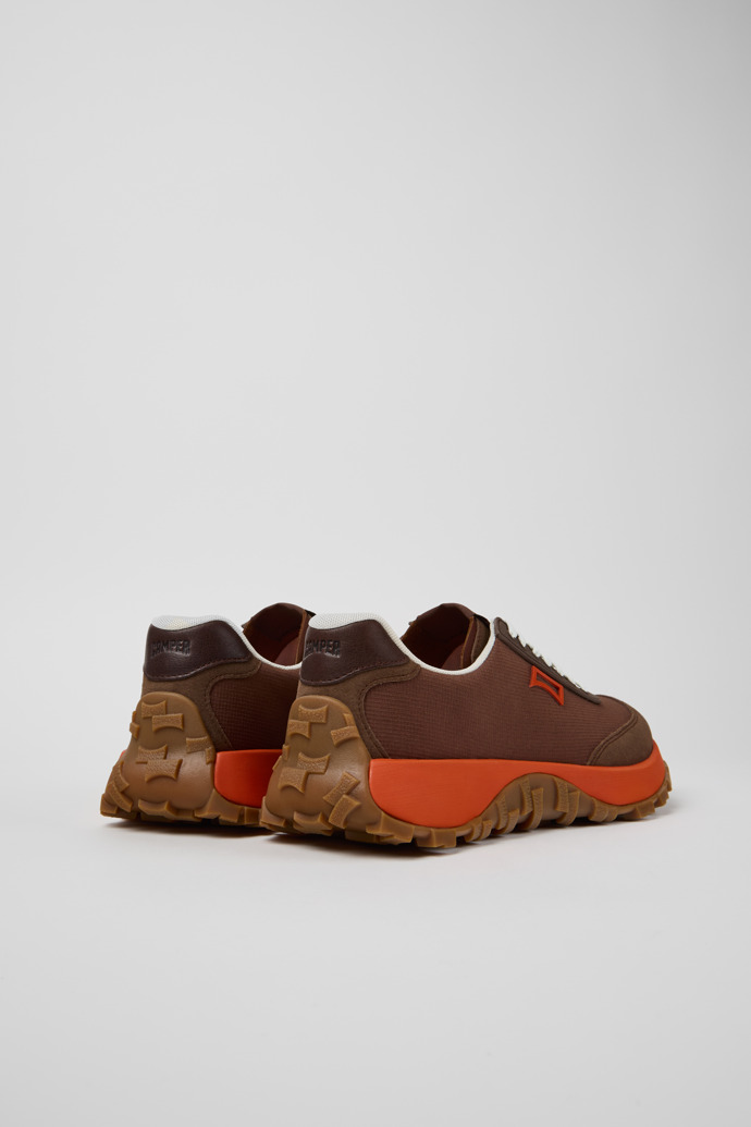 Camper Drift Trail - Brauner Herrensneaker aus Textil und Nubukleder.