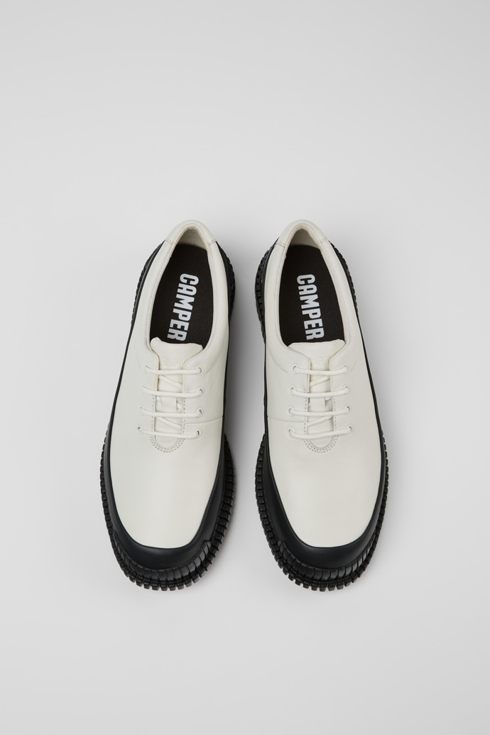 Camper Pix - Damenschnürschuh aus Leder in Weiß und Schwarz