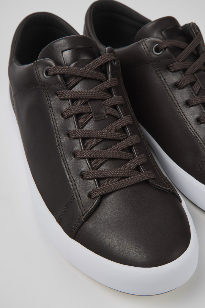 Camper Andratx - Brauner Herrensneaker aus Leder