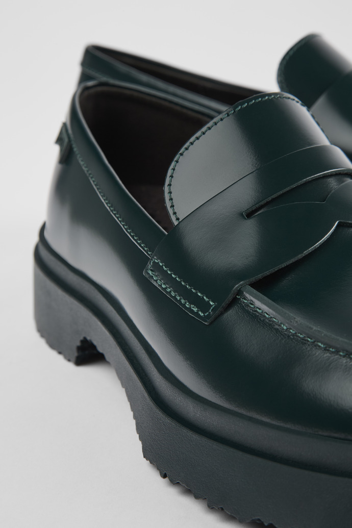 Camper Walden - Grüner Damenloafer aus Leder