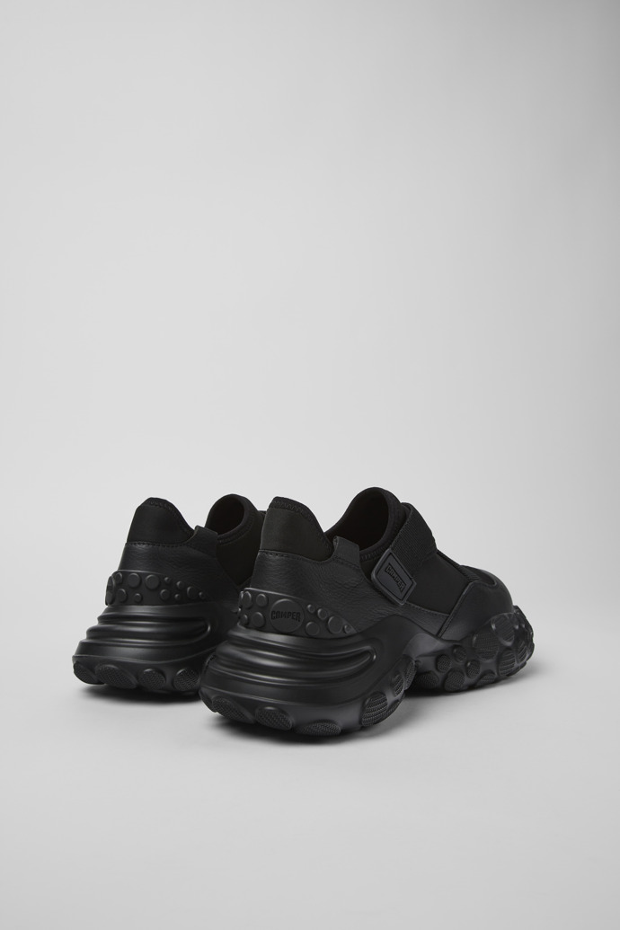 Camper Pelotas Mars - Schwarzer Herrensneaker aus Textil/Leder