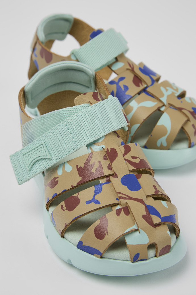 Camper Oruga - Mehrfarbige Sandalen aus Leder/Textil
