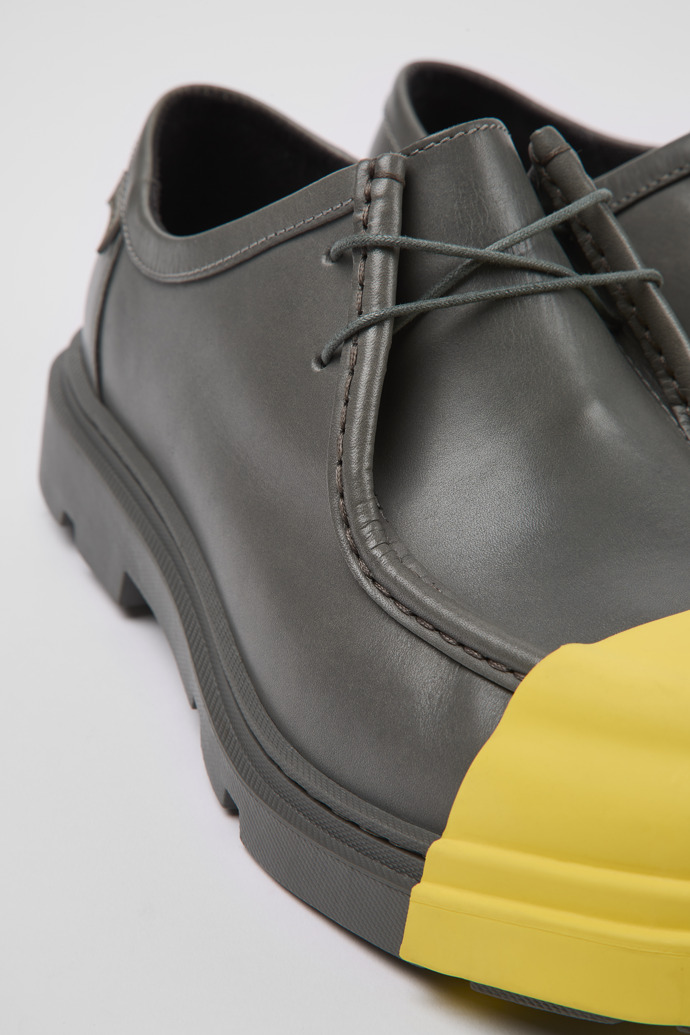 Camper Junction - Grauer Herrenschuh aus verantwortungsvollem Leder