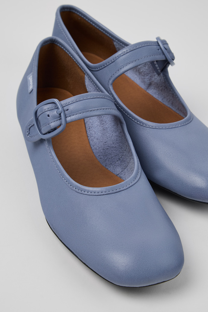 Camper Casi Myra - Blauer Lederschuh für Damen.
