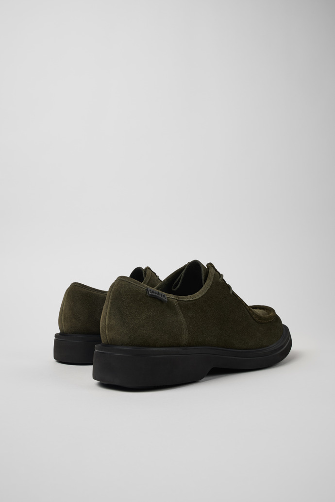 Camper Norman - Grüner Herrenschuh aus Veloursleder.