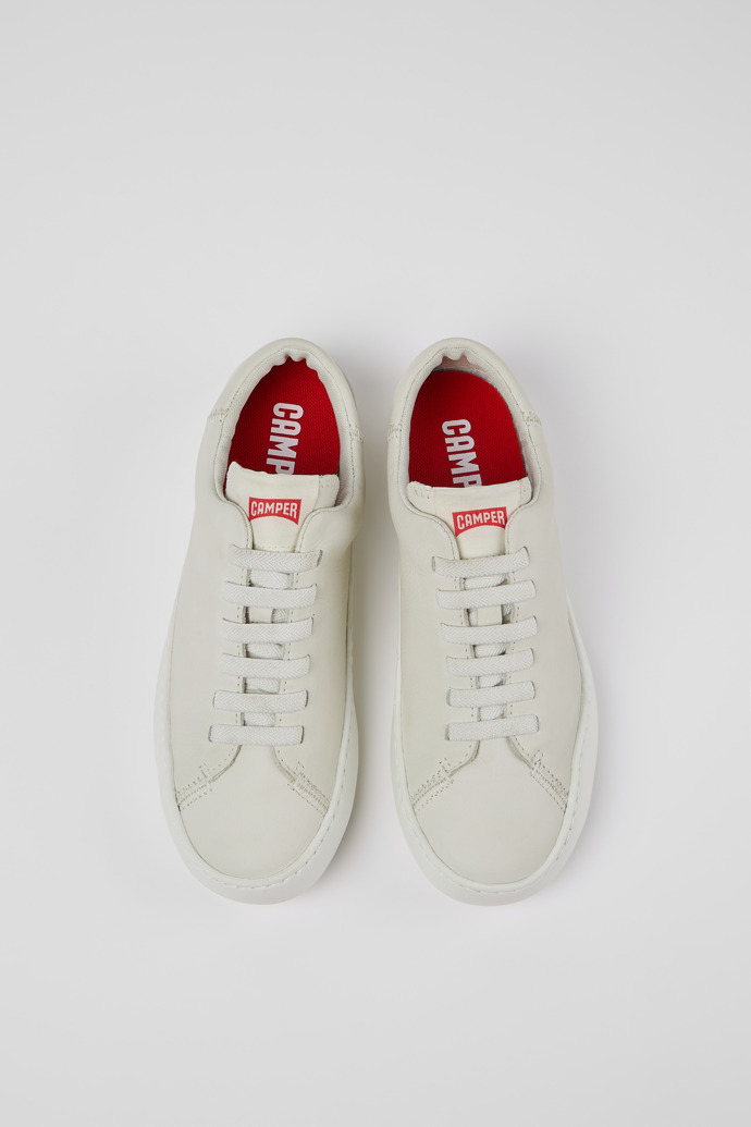 Camper Peu Touring - Weißer Ledersneaker für Damen.
