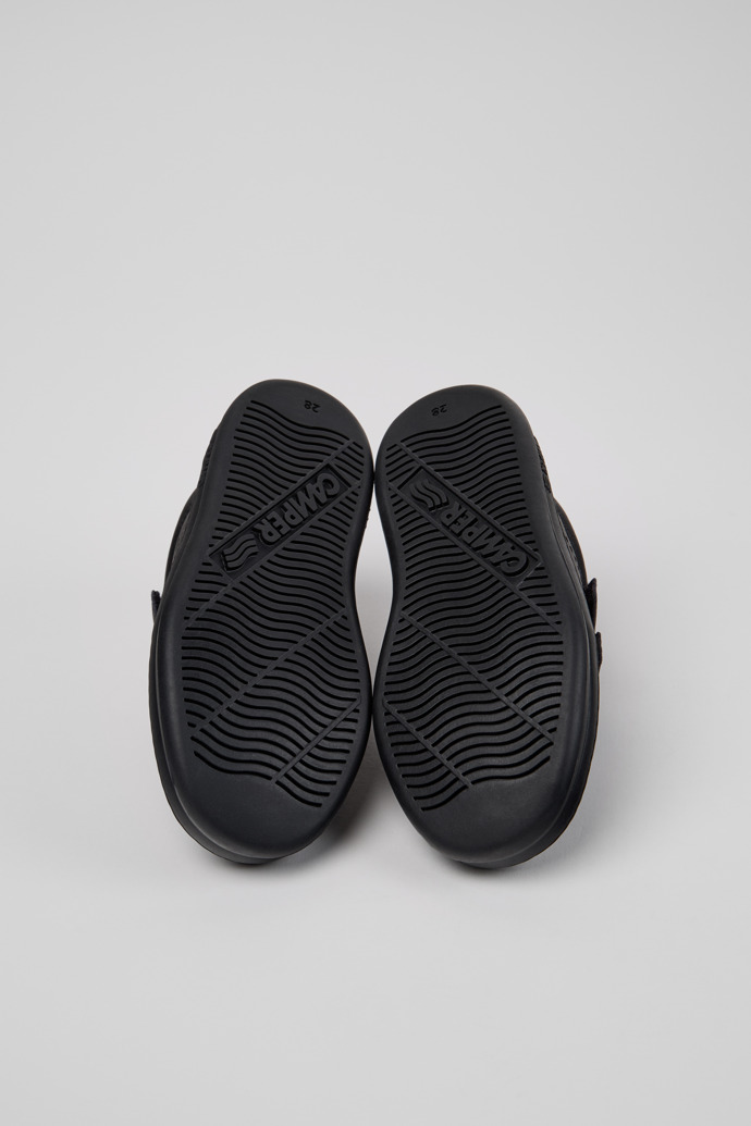 Camper Runner - Schwarzer Kindersneaker aus Leder und Nubukleder.