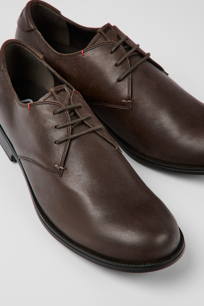Camper Mil 1913 - Brauner Herrenschuh aus Leder.